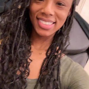 Meet your Posher, Tara